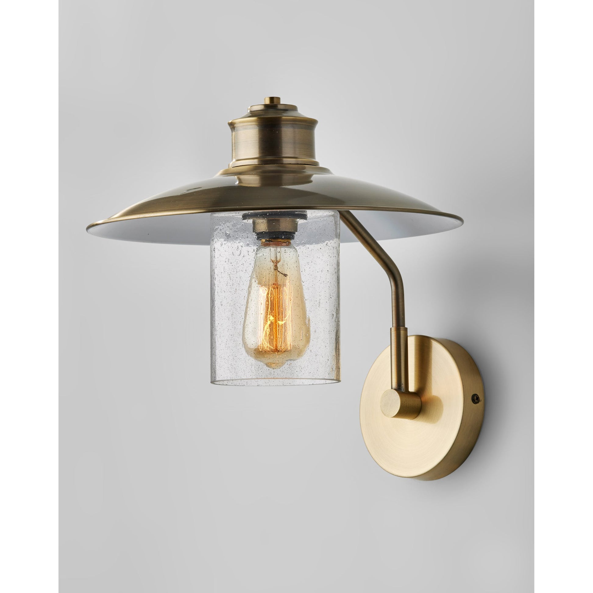 Dane Wall Lamp