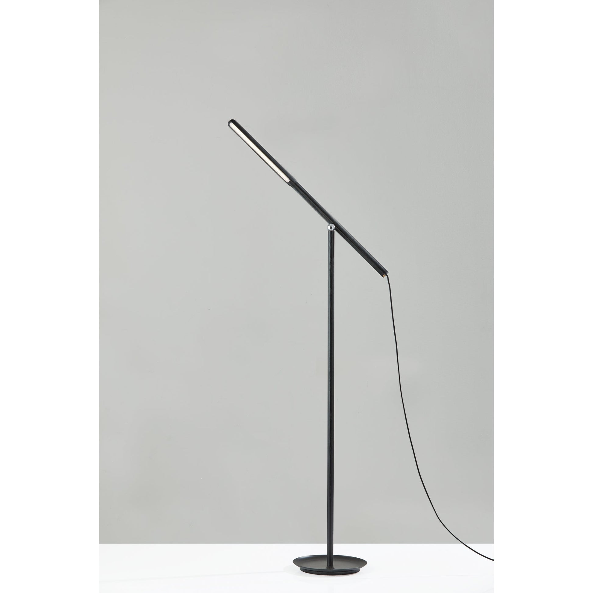Jaxon LED Floor Lamp