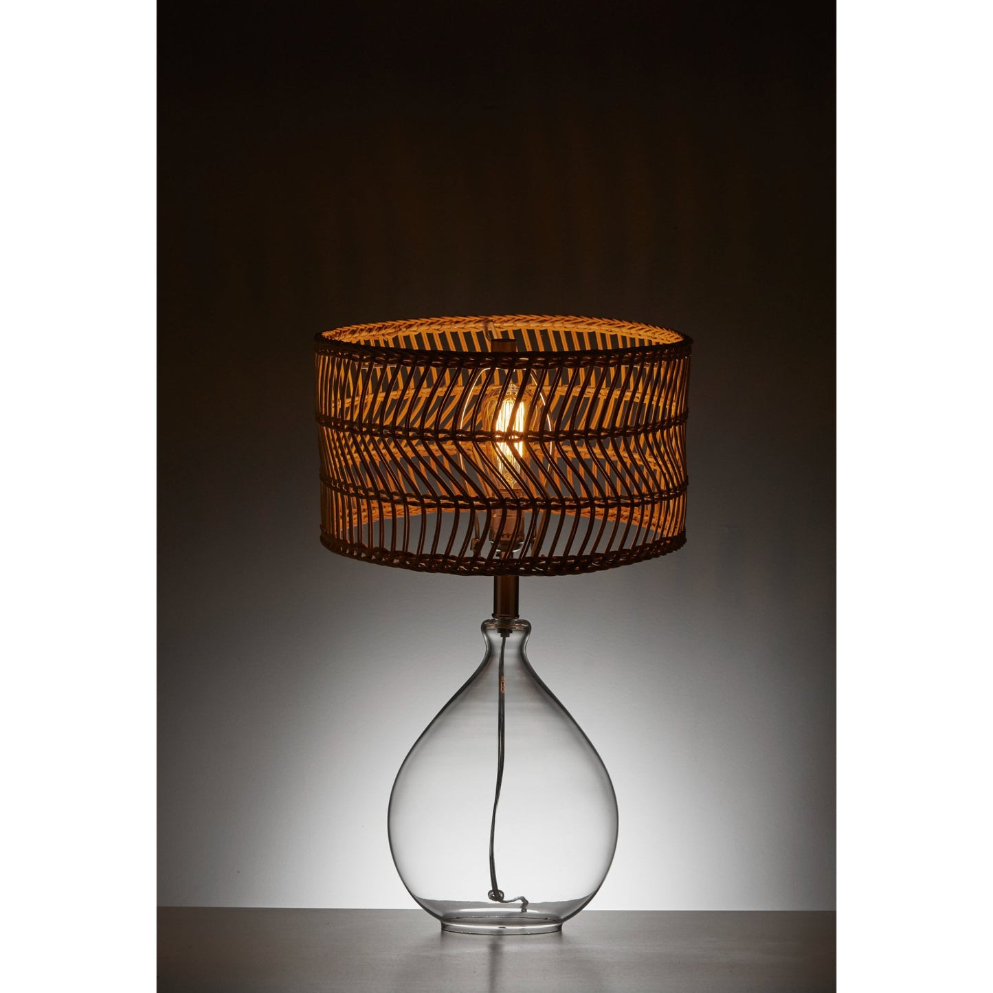 Rattan Teardrop Table Lamp