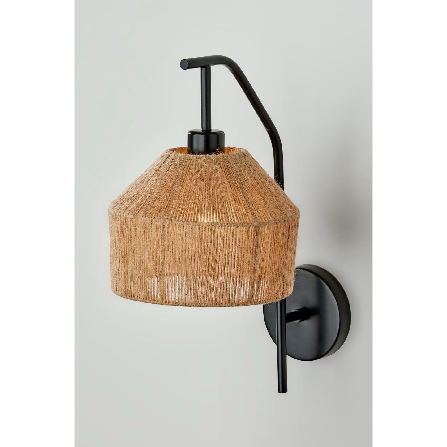 Willa Wall Lamp