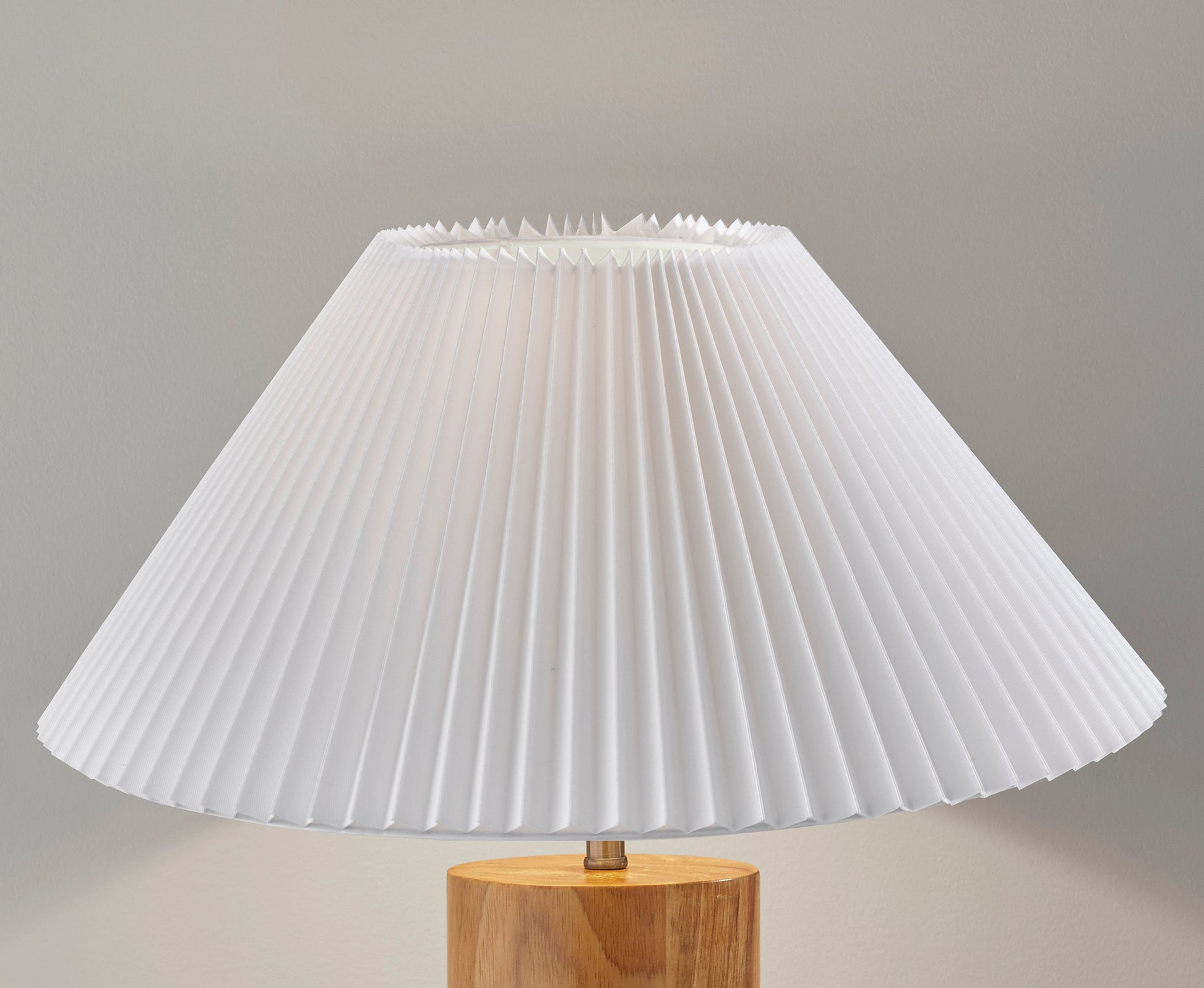Kathleen Marta Table Lamp
