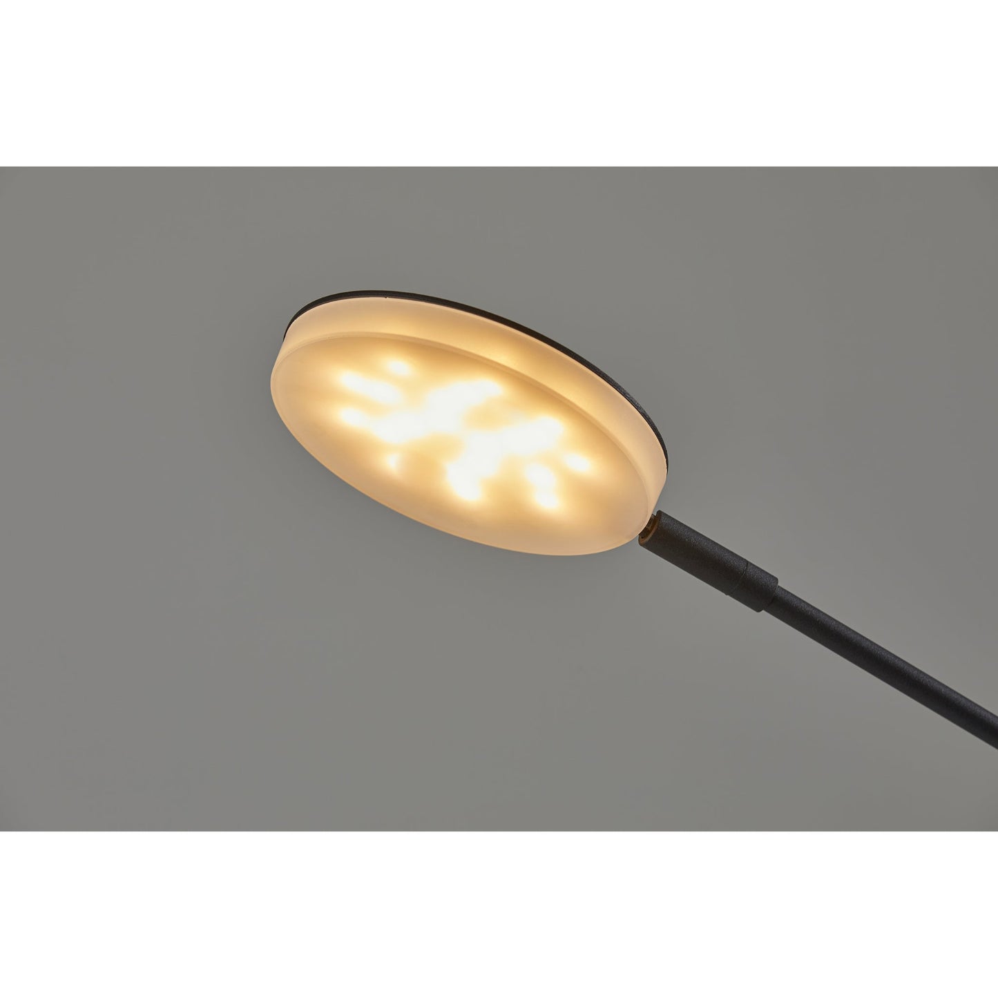 Wren Floor Lamp