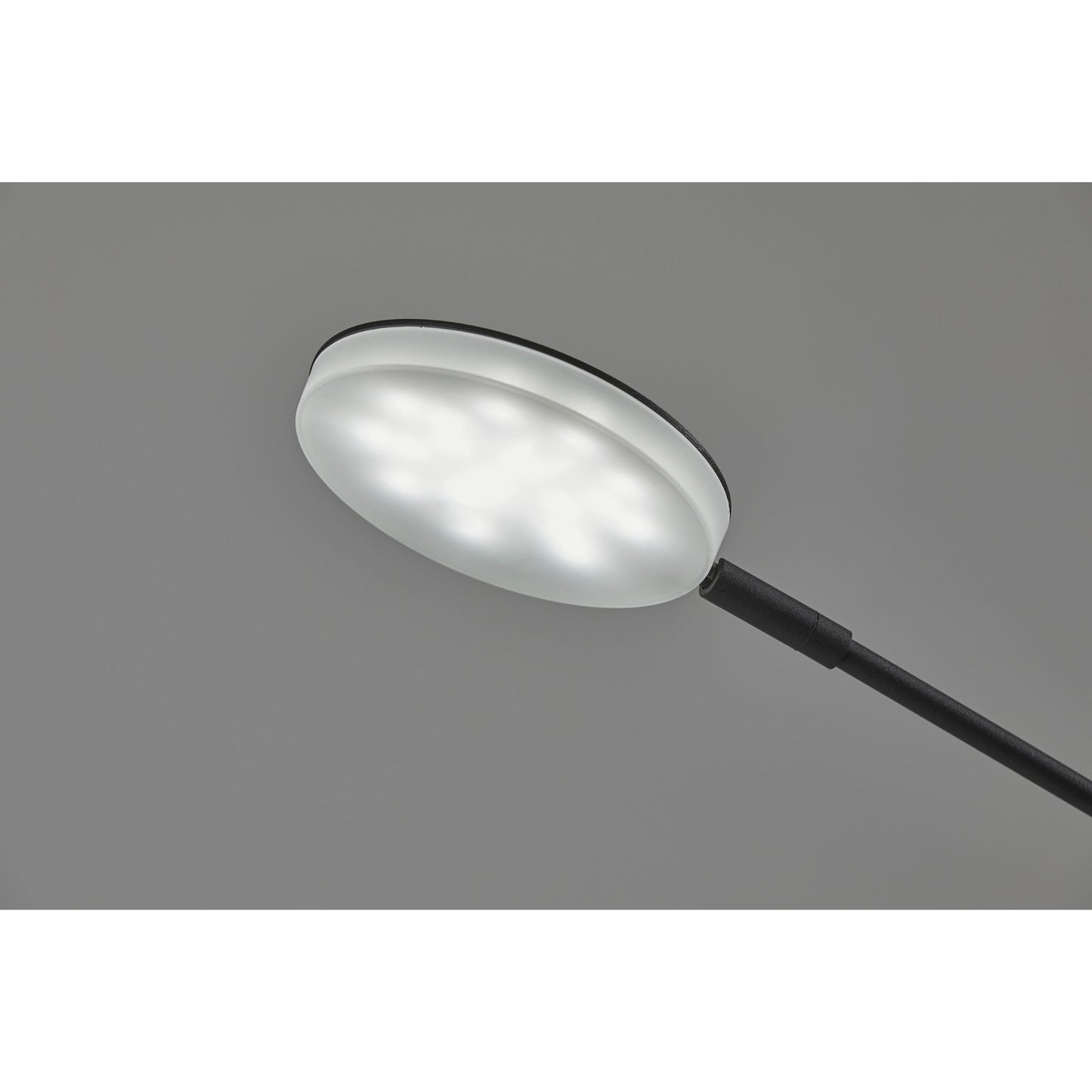 Wren Floor Lamp
