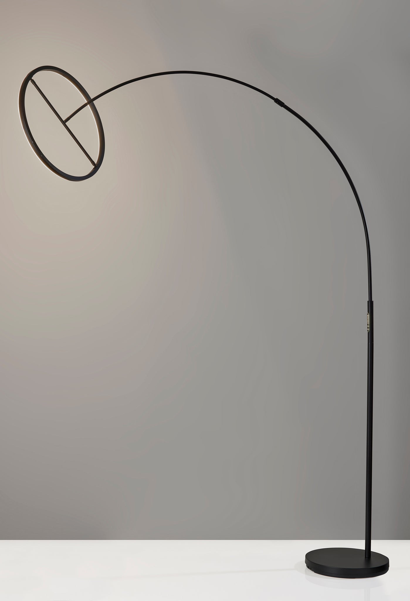 Kimberly Falcon LED Arc Lamp w. Smart Switch
