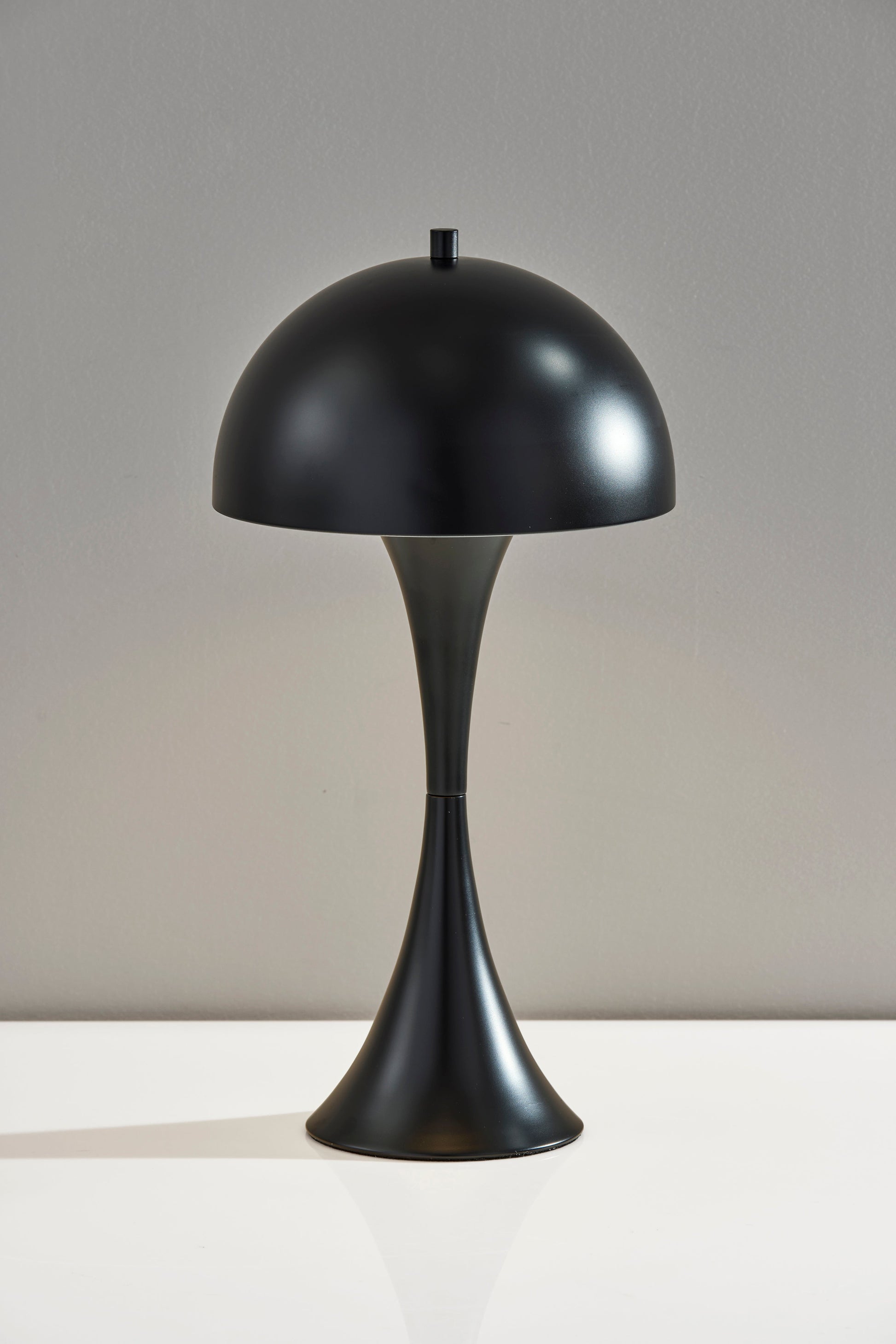 Nicole Lennon Table Lamp