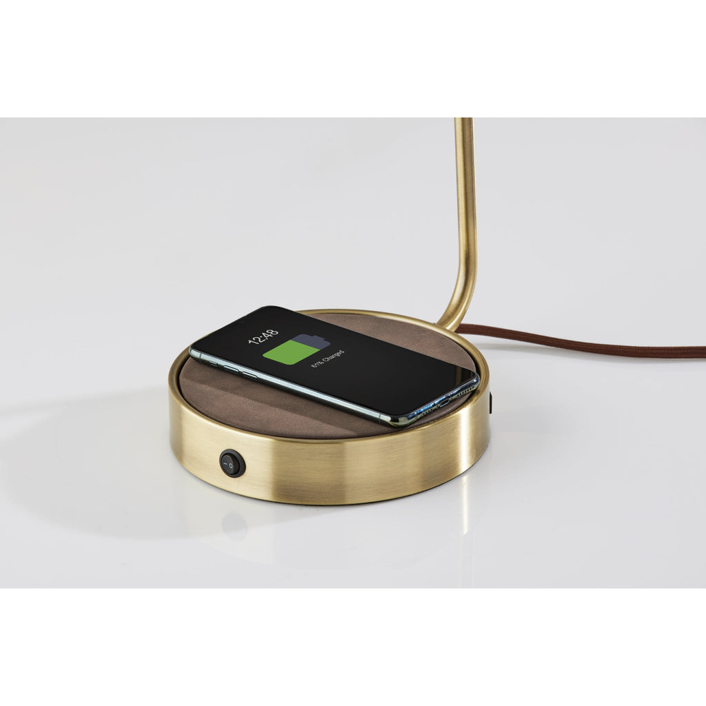 Calloway Wireless Charging Desk Lamp
