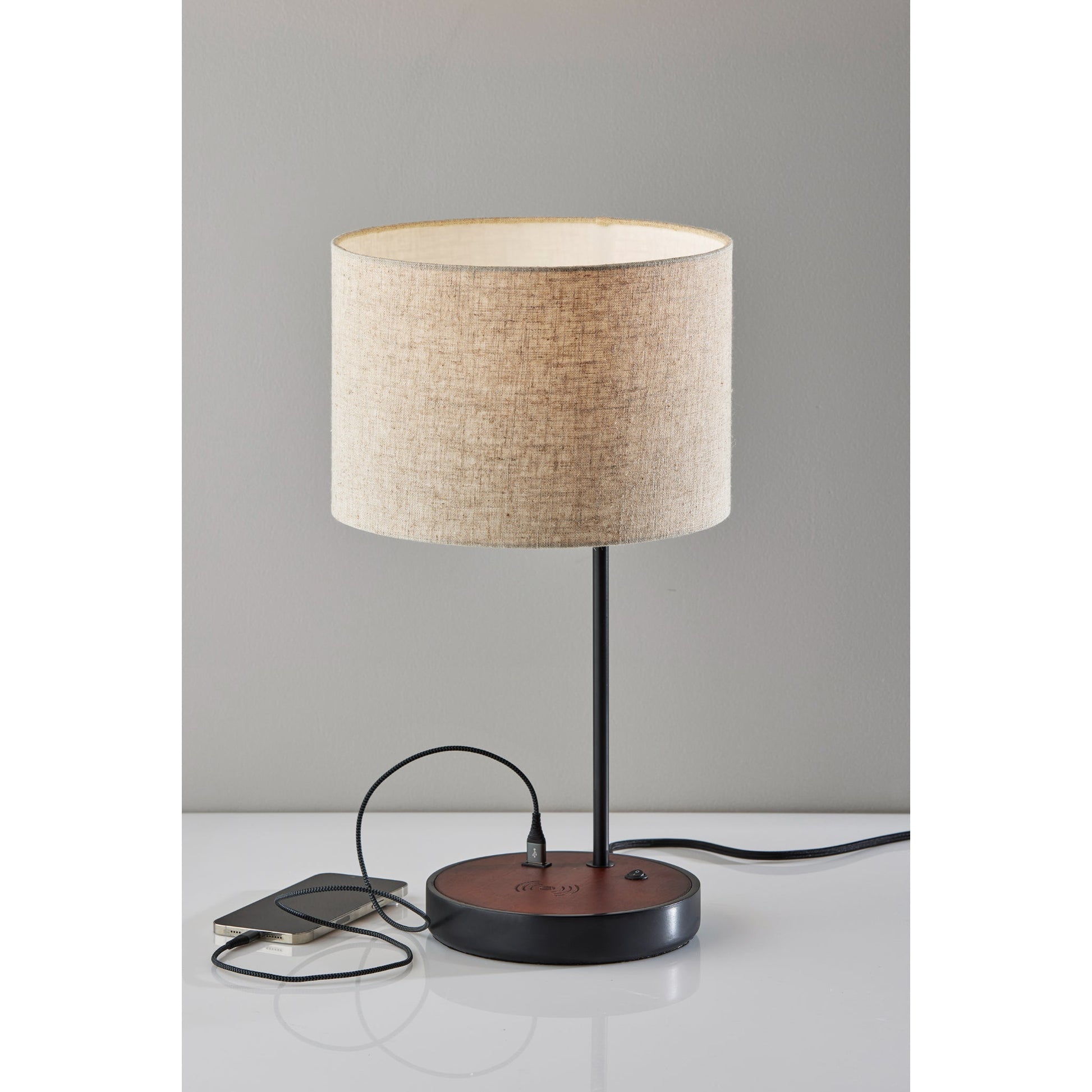 Saxon Wireless Charging Table Lamp