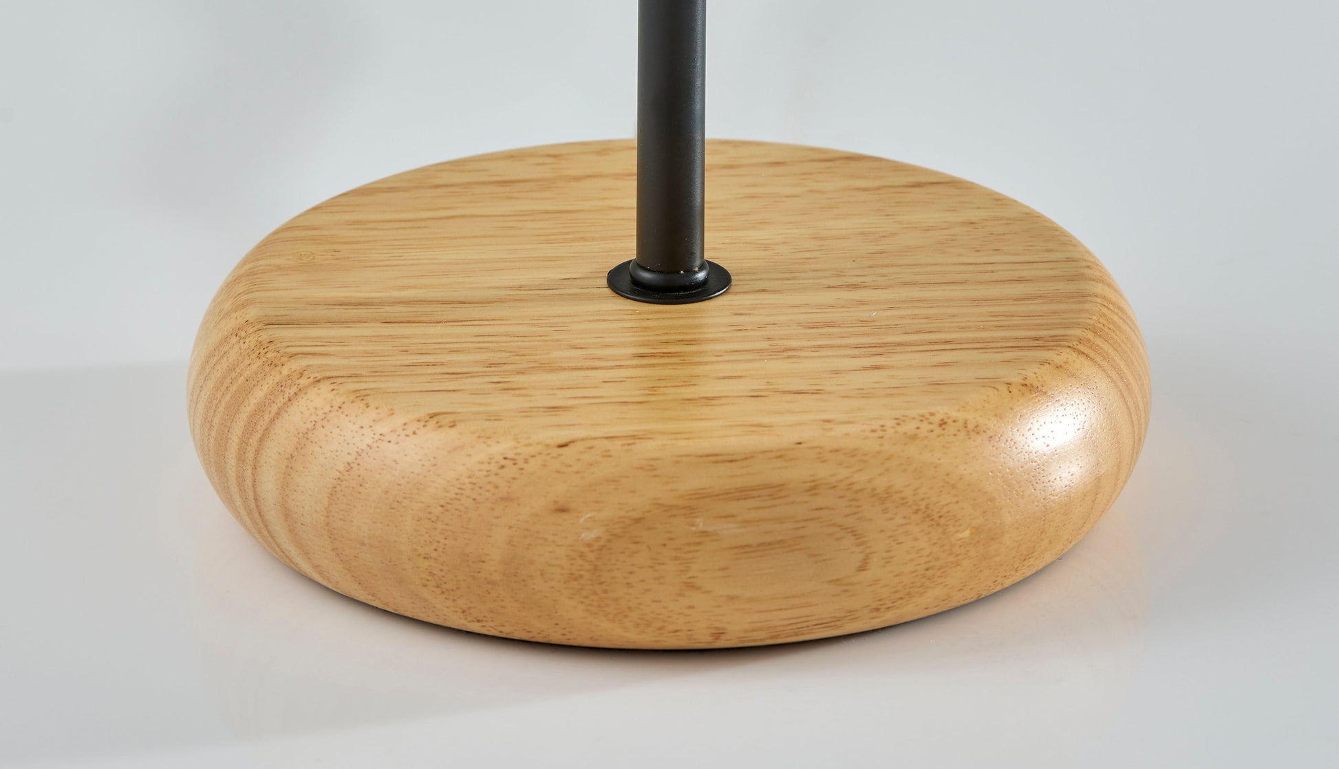 Samantha Brielle Table Lamp