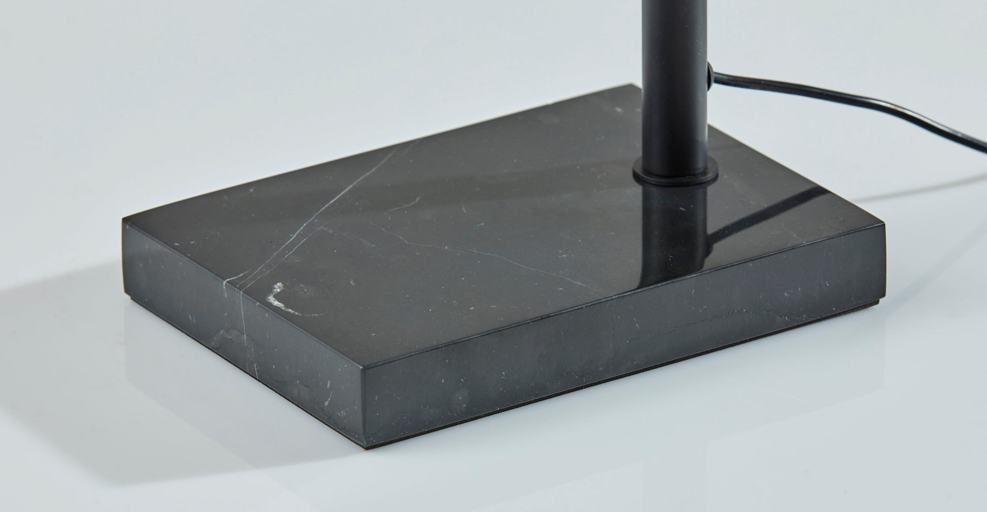 Keith Cullen LED Desk Lamp w. Smart Switch