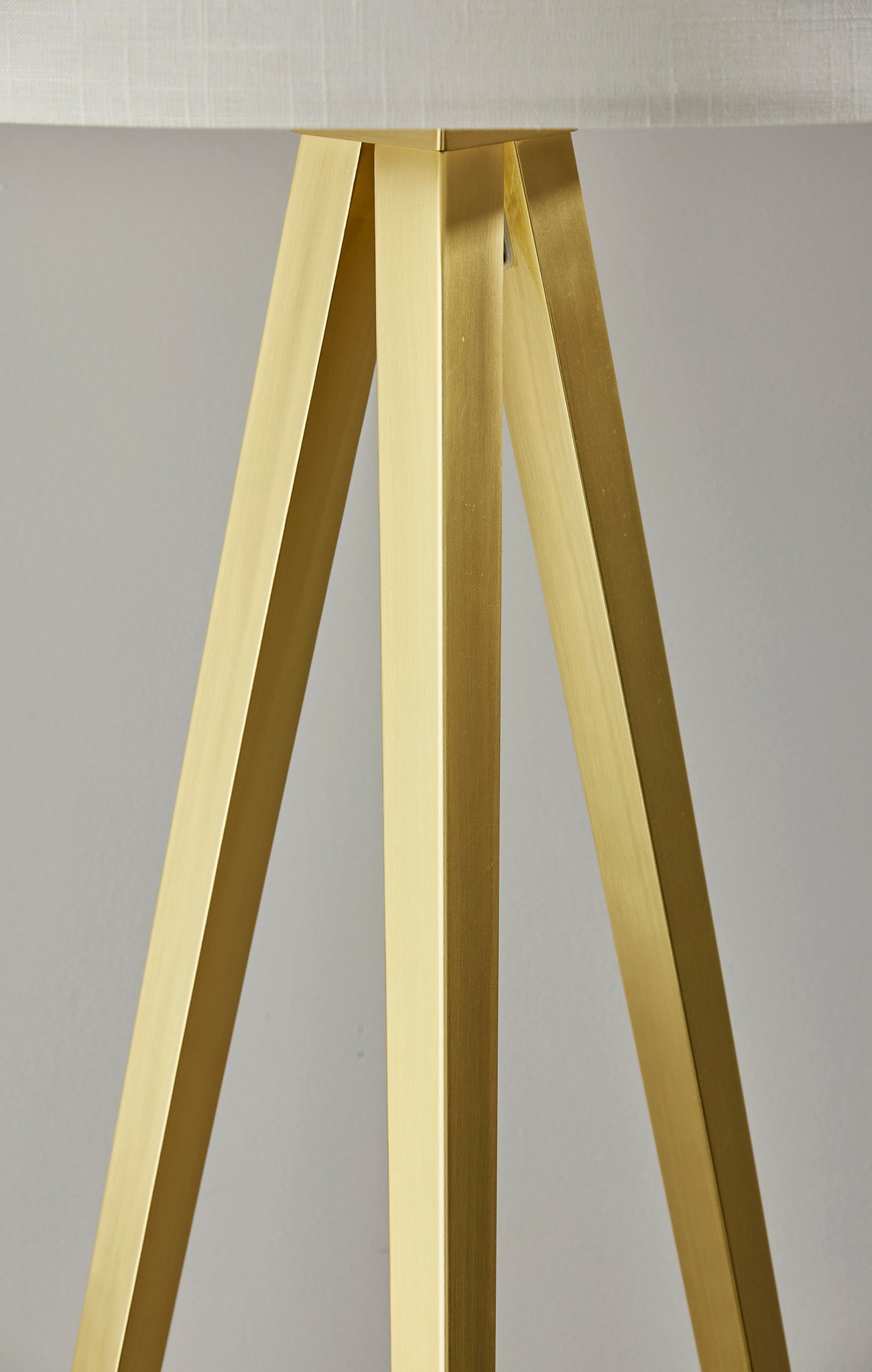 Yvonne Director Floor Lamp