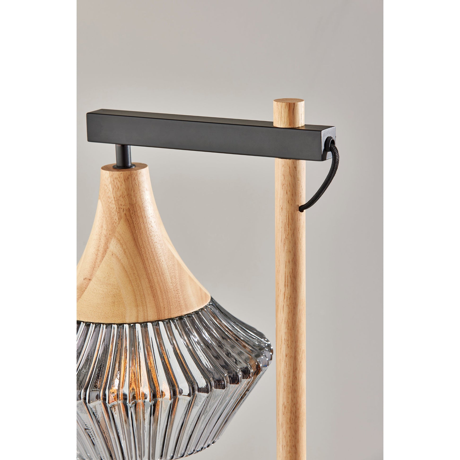 Maxie Table Lamp