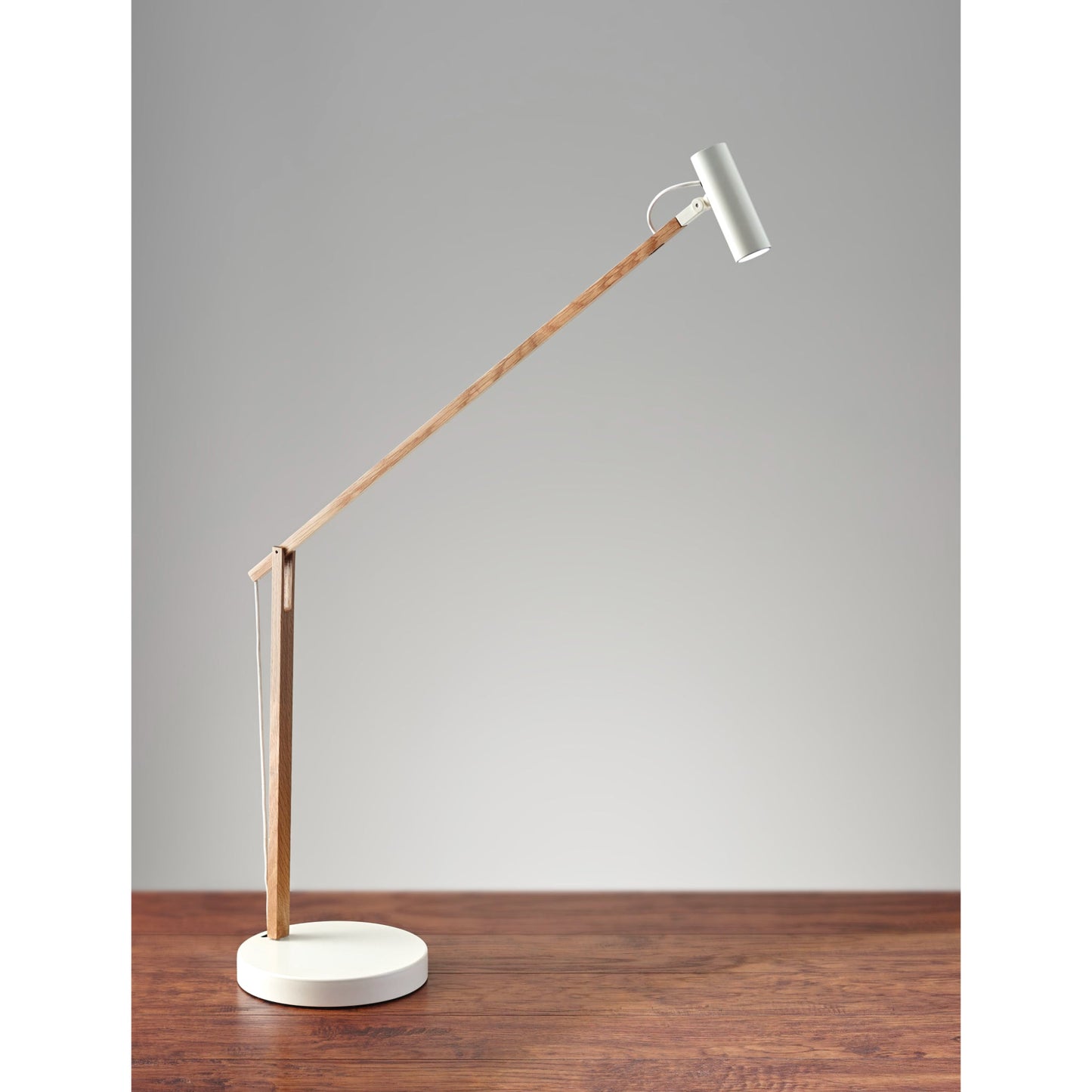 Atlas Desk Lamp