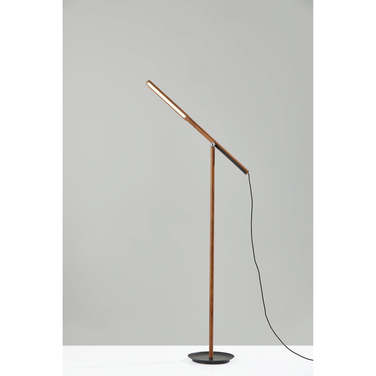 Jaxon LED Floor Lamp