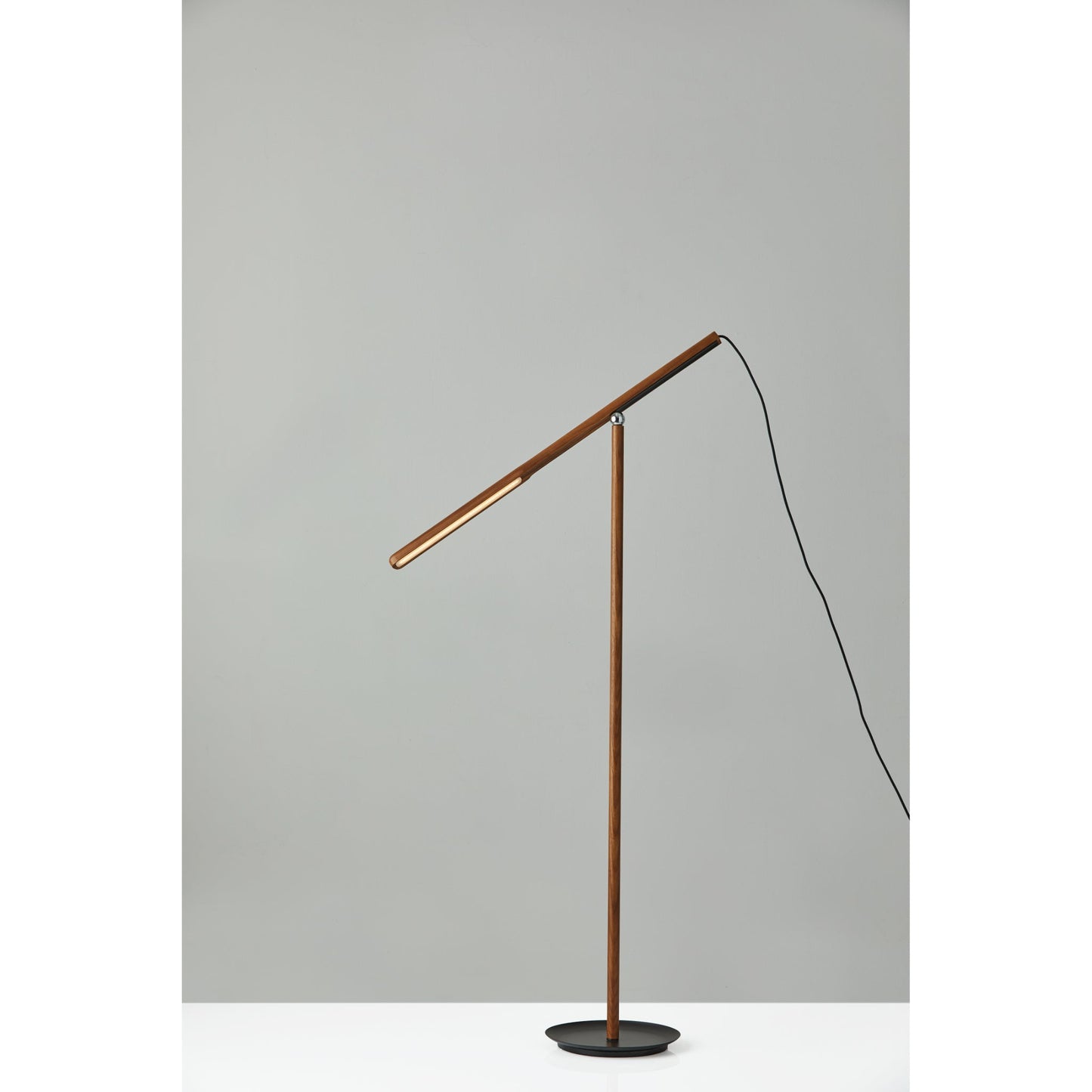 Jaxon LED Floor Lamp