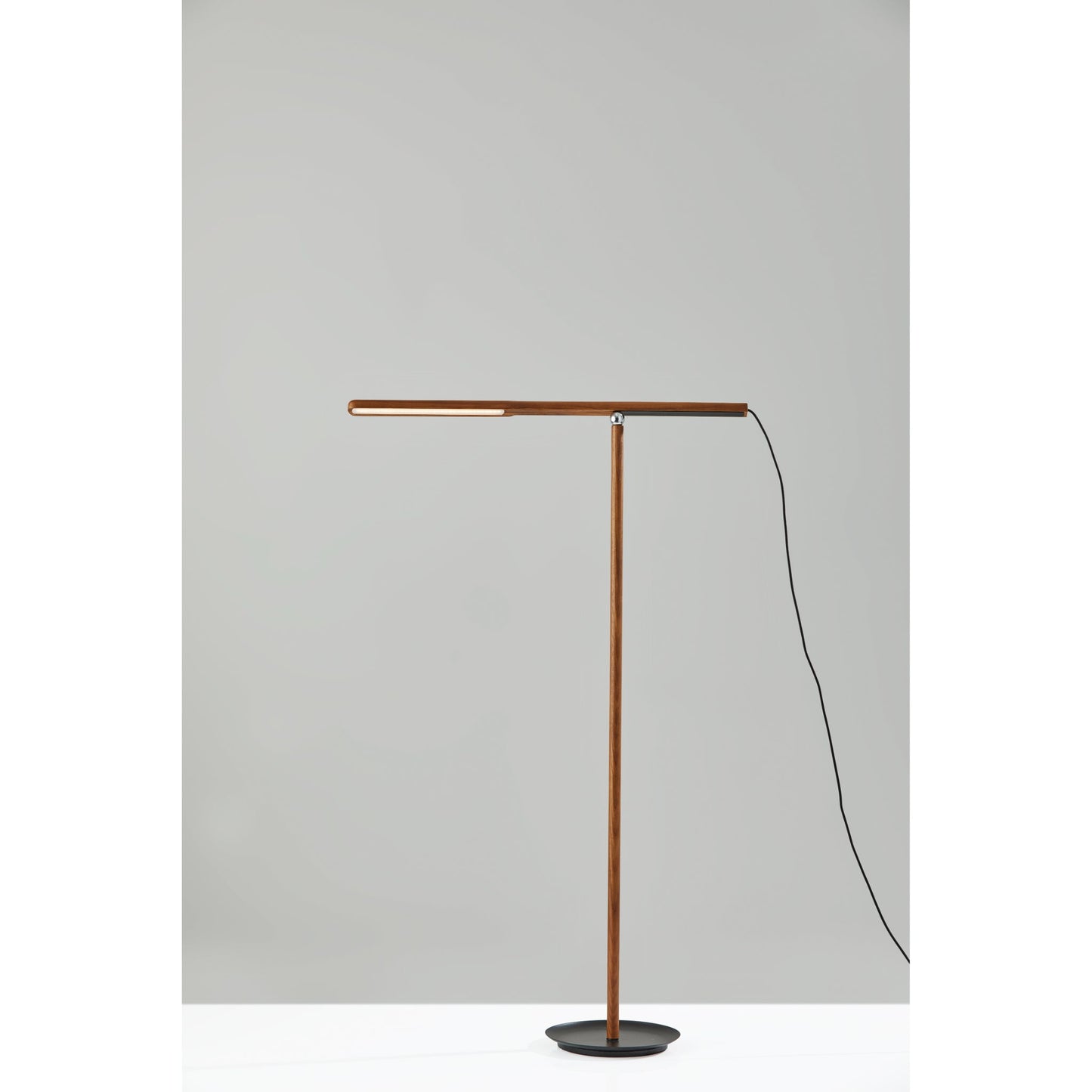 Jaxon LED Floor Lamp