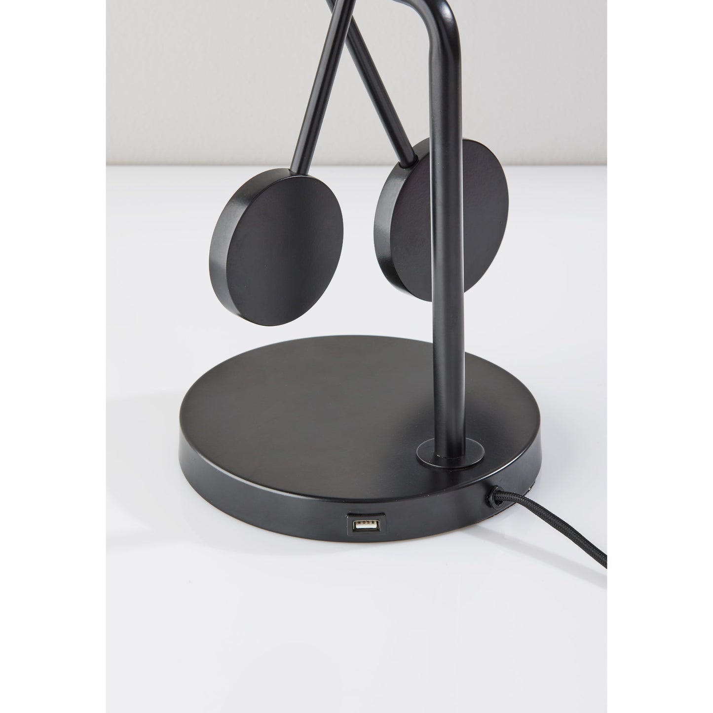 Grayson Desk Lamp