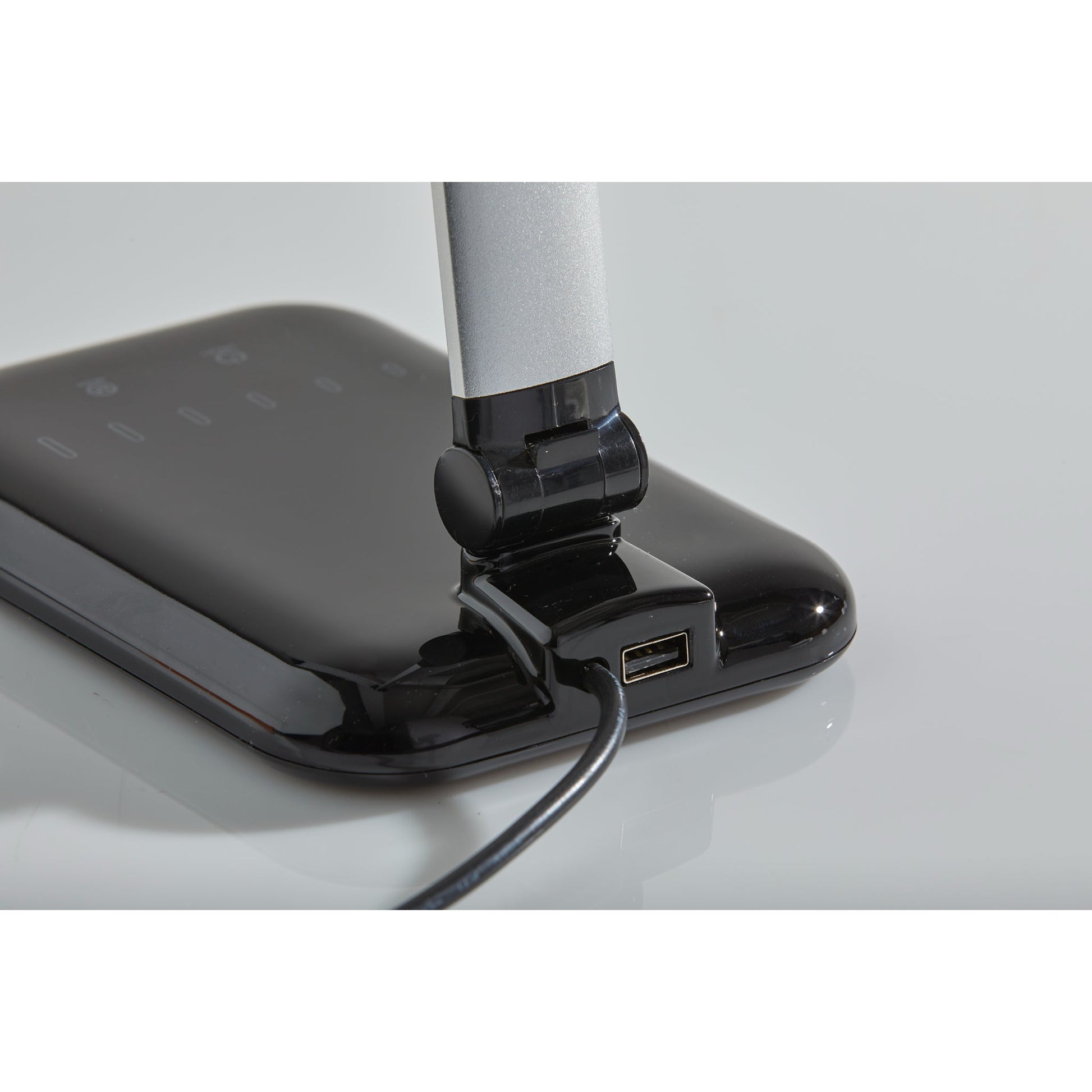 Lyra LED Desk Lamp