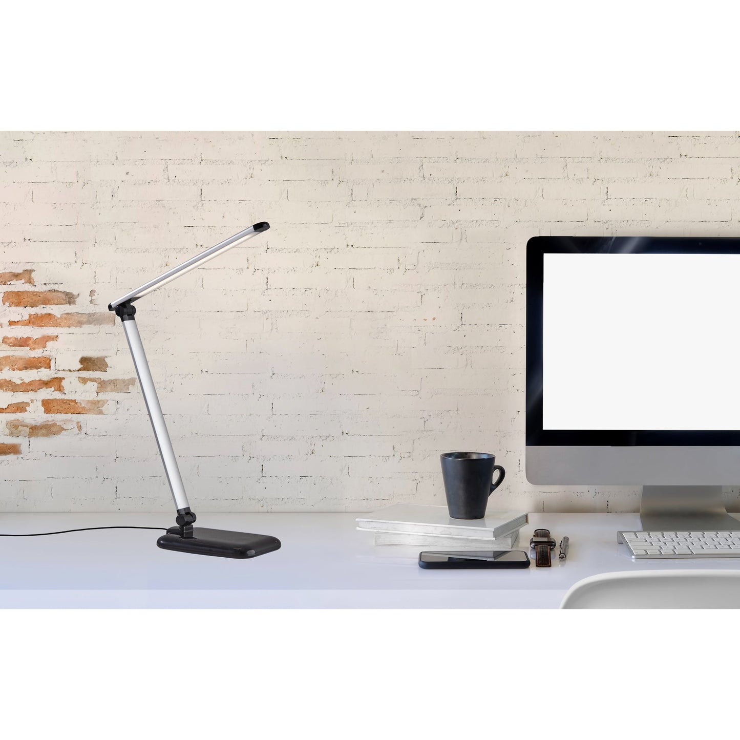 Lyra LED Desk Lamp