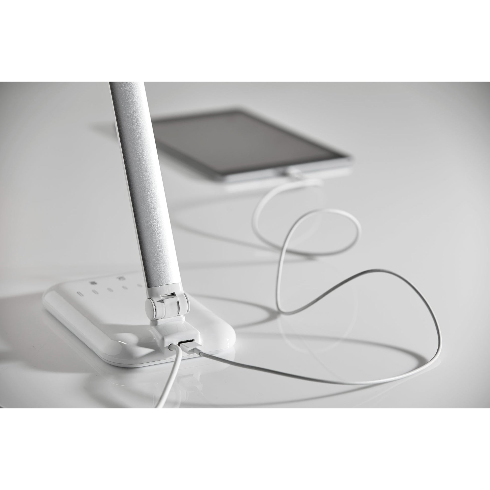 Lyra LED Desk Lamp