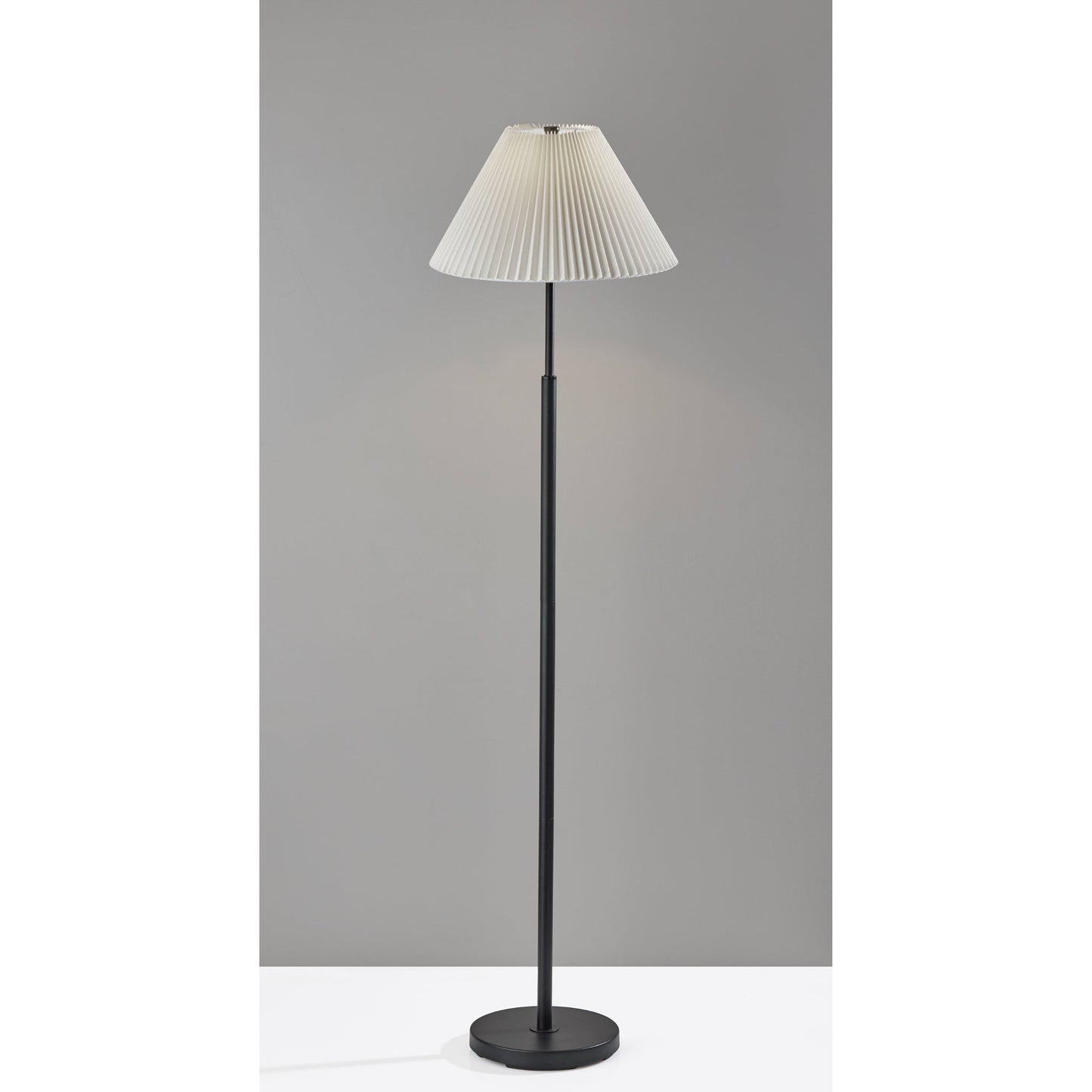 Zephyr Floor Lamp